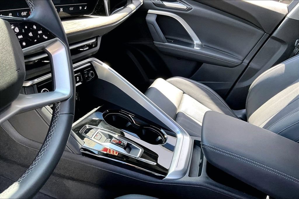 Certified 2025 Audi Q5 Premium Plus w/ Premium Plus AWD/4WD image 23