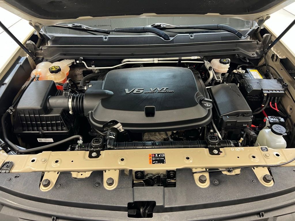 Used 2022 Chevrolet Colorado Z71 AWD/4WD image 31