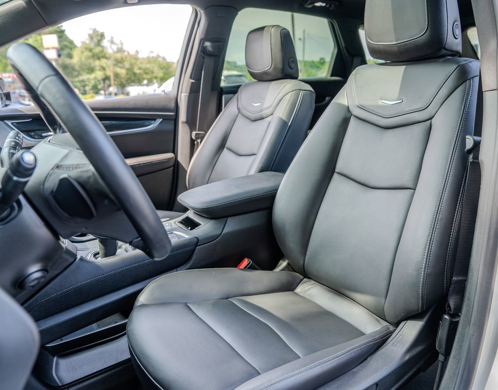 Used 2024 Cadillac XT5 Premium Luxury FWD image 18