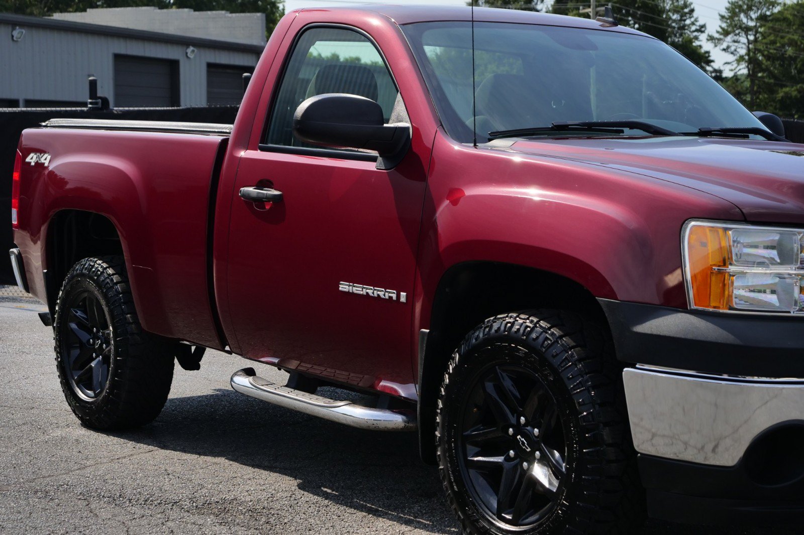 Used 2009 GMC Sierra 1500 W/T AWD/4WD image 16