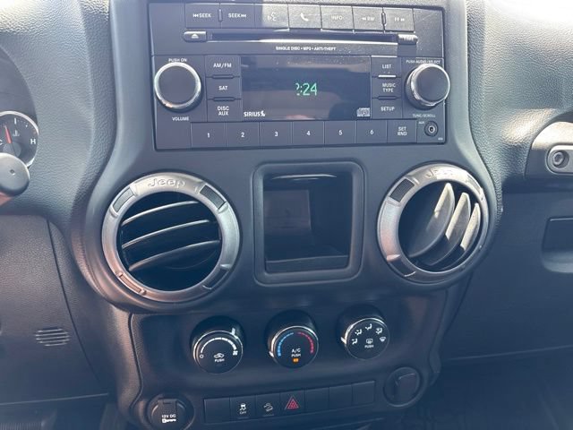 Used 2018 Jeep Wrangler Sport AWD/4WD image 21