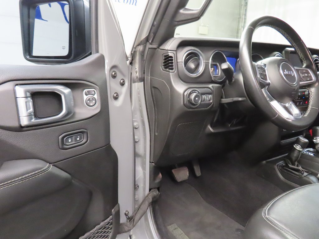 Used 2022 Jeep Wrangler Unlimited Sahara w/ LED Lighting Group image 43