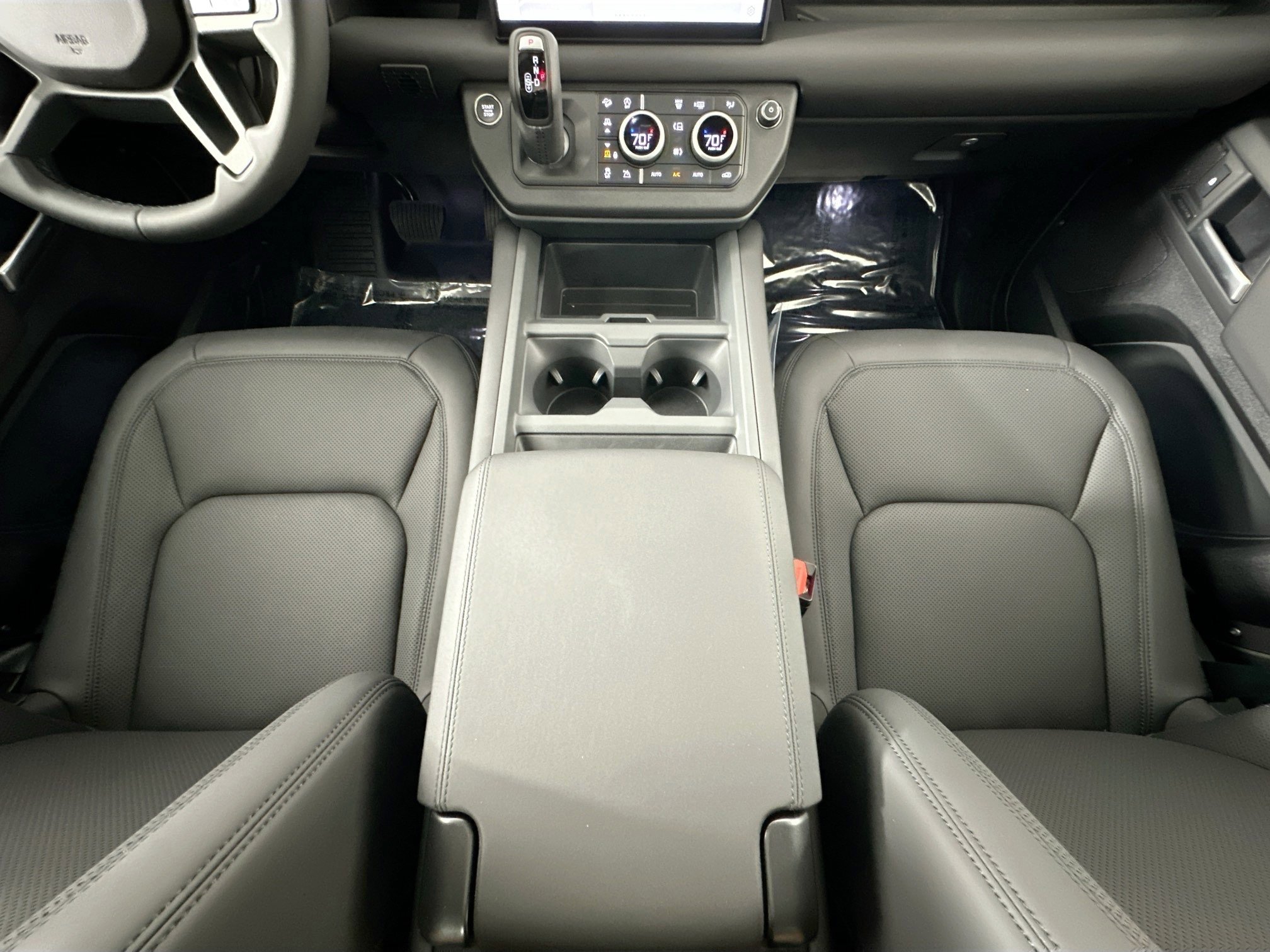 Used 2025 Land Rover Defender 110 S image 22