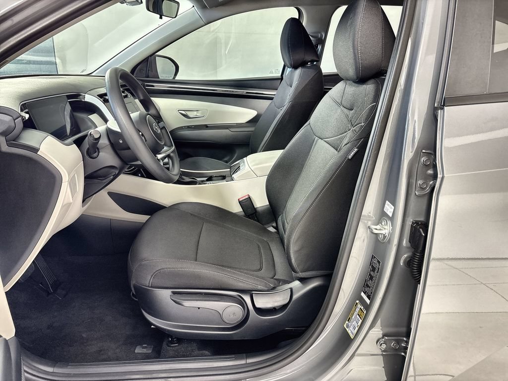 Used 2024 Hyundai Tucson SE FWD image 13