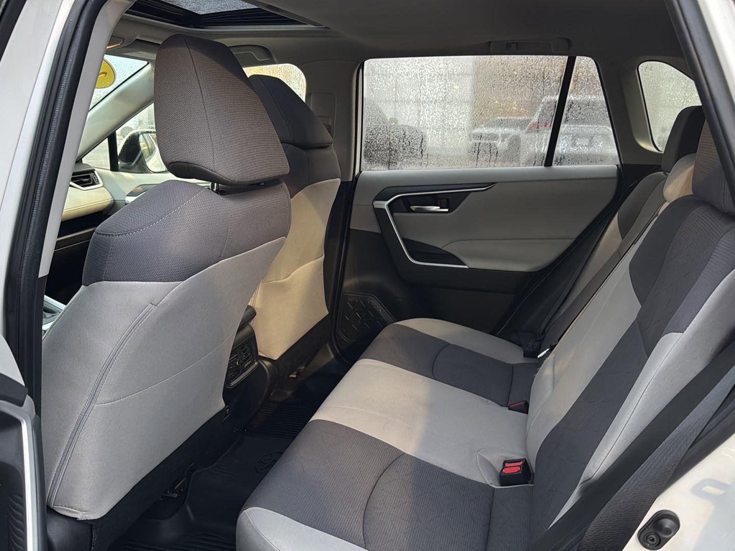 Used 2019 Toyota RAV4 XLE image 9