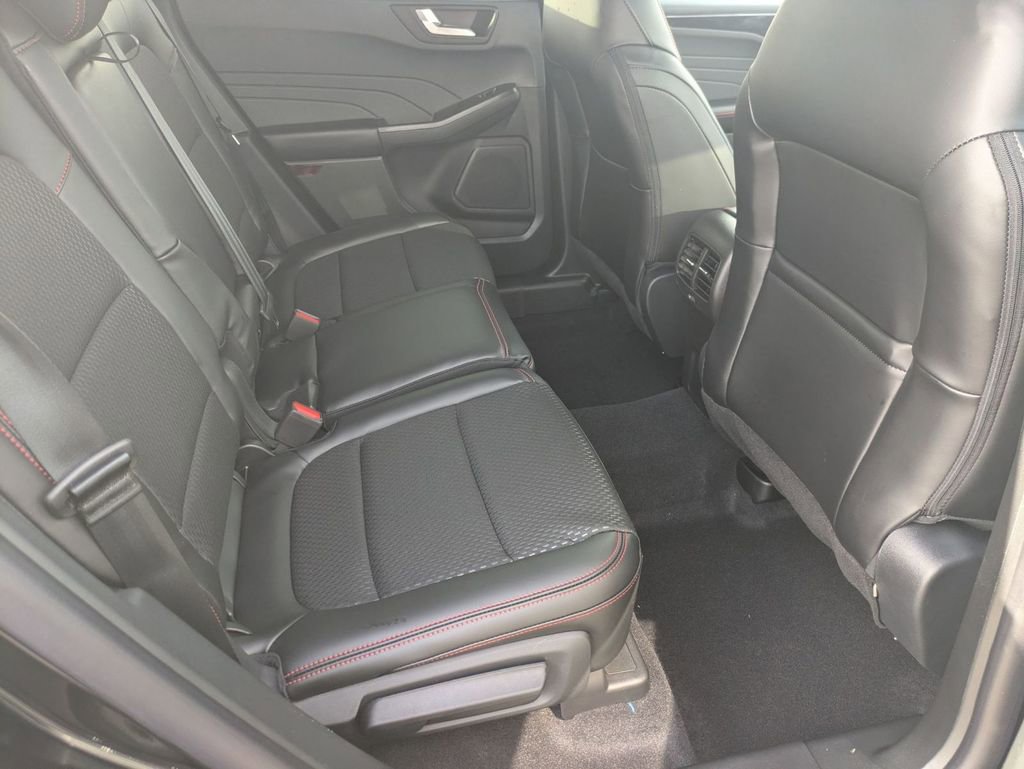 New 2026 Ford Escape ST-Line w/ Cold Weather Package image 43