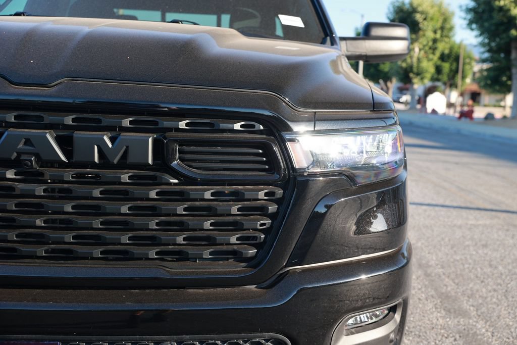 New 2026 RAM 1500 Express AWD/4WD image 5