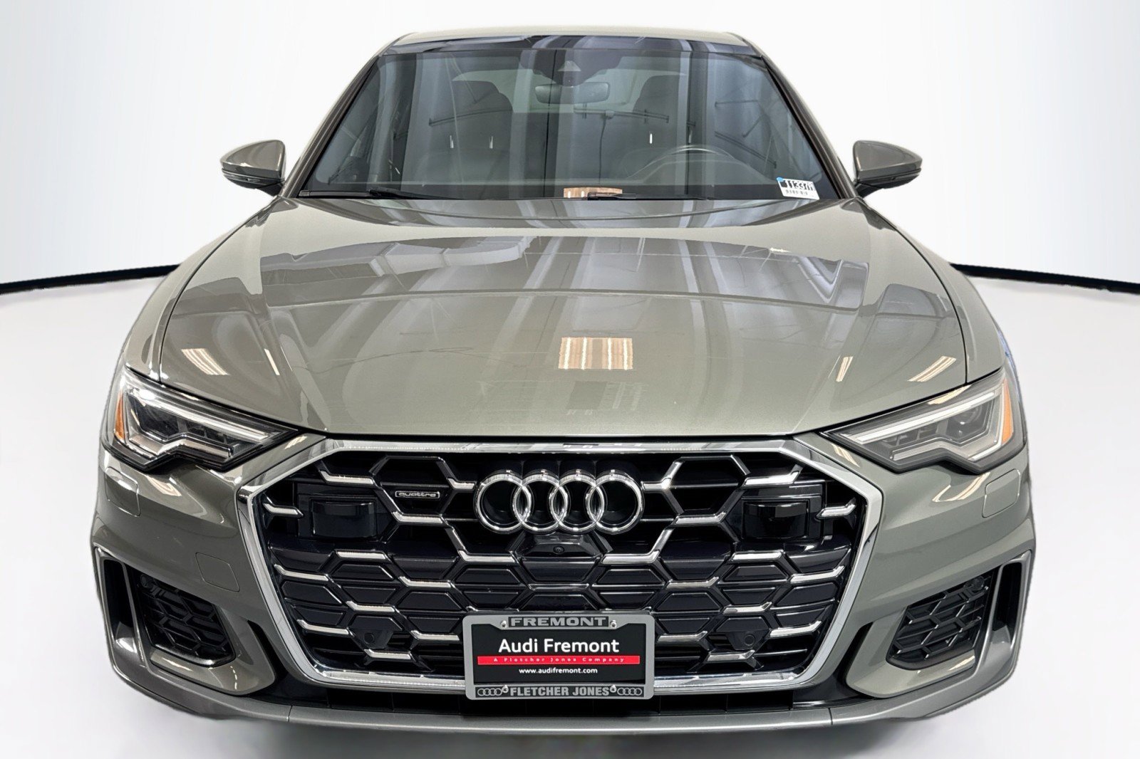 Used 2024 Audi A6 Premium Plus AWD/4WD image 2