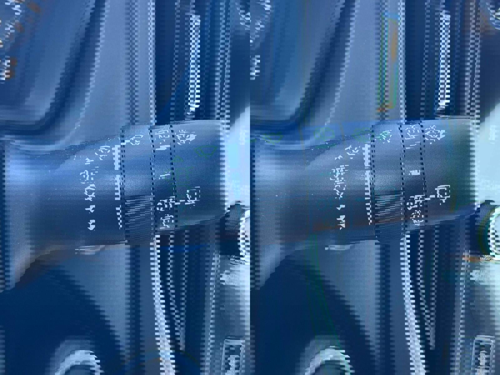 Certified 2025 Subaru Forester Premium w/ Protection Package (1PH) image 18