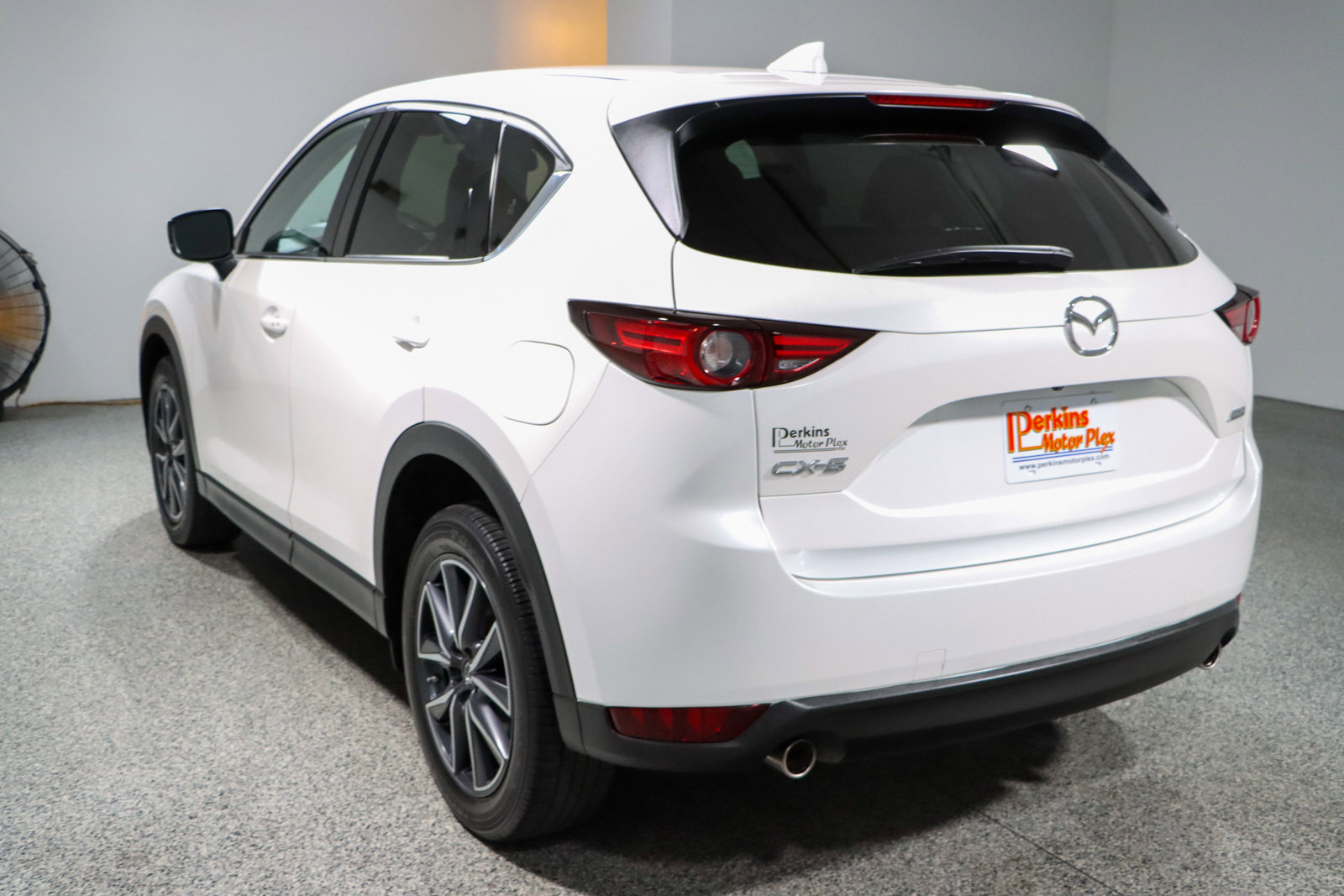 Used 2018 MAZDA CX-5 Grand Touring FWD image 9