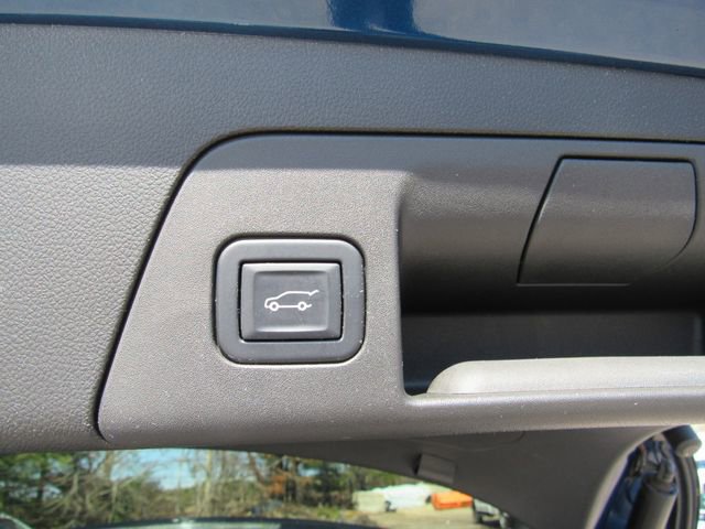 Used 2022 Buick Envision Avenir w/ Technology Package II image 33