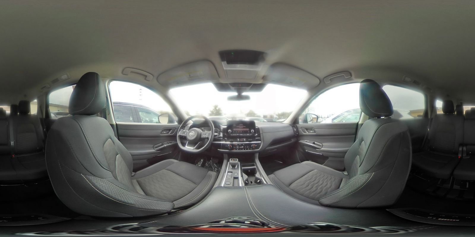 Used 2025 Nissan Pathfinder SV image 45
