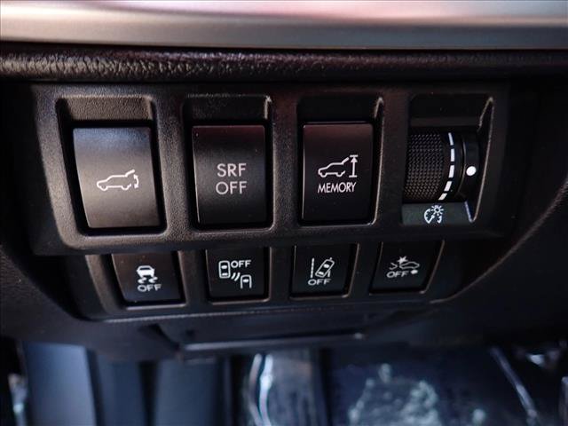 Used 2015 Subaru Outback 3.6R Limited AWD/4WD image 19