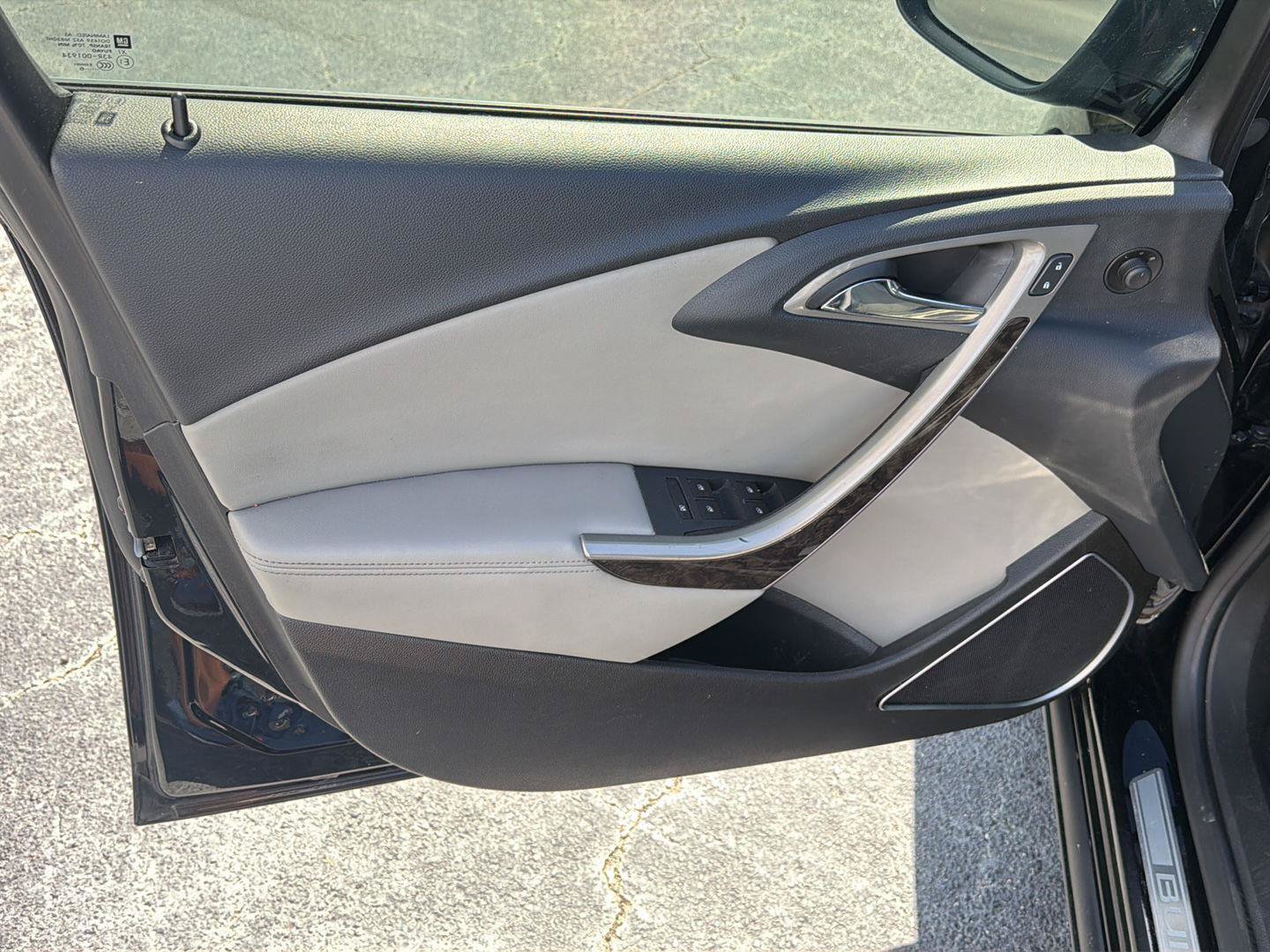 Used 2016 Buick Verano FWD image 16