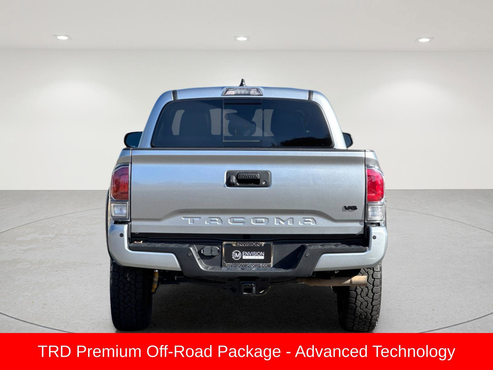 Used 2023 Toyota Tacoma TRD Off-Road w/ TRD Premium Off Road Package AWD/4WD image 5