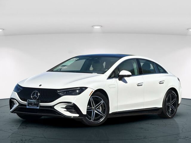Used 2023 Mercedes-Benz EQE 500 4MATIC Sedan image 2