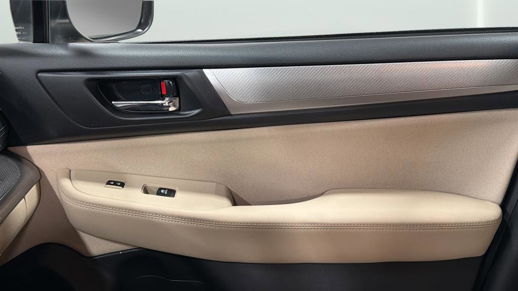Used 2019 Subaru Outback 2.5i Premium image 13