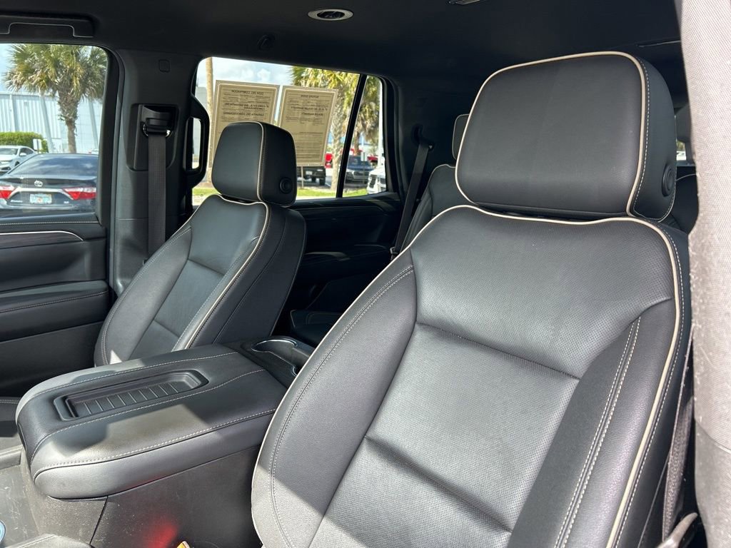 Used 2023 GMC Yukon SLT image 22