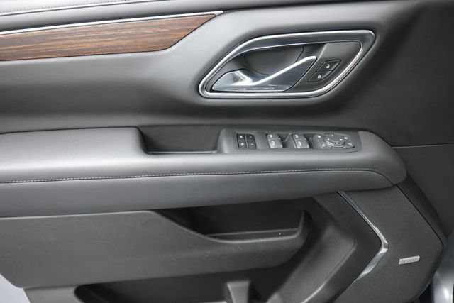Used 2023 Chevrolet Tahoe High Country w/ Premium Package 2 AWD/4WD image 13