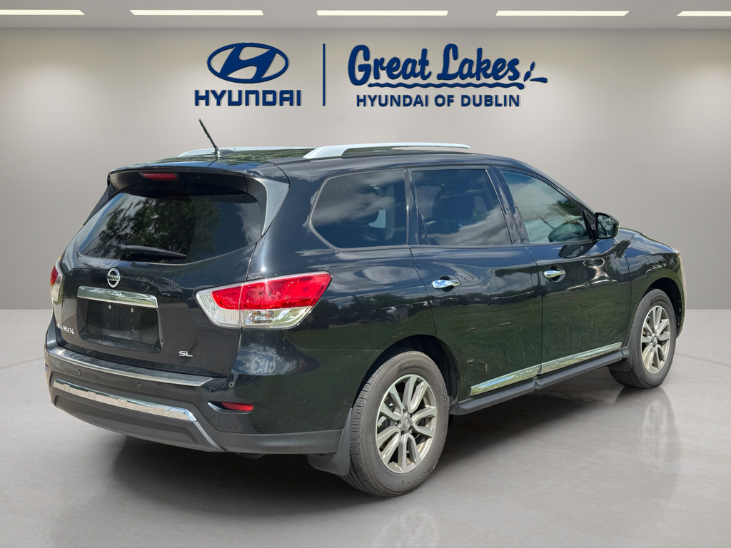 Used 2015 Nissan Pathfinder SL w/ Cargo Package FWD image 5