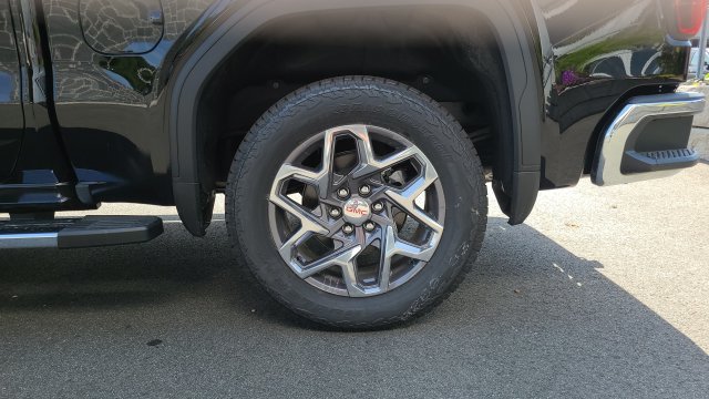 New 2026 GMC Sierra 1500 SLT w/ SLT Premium Package AWD/4WD image 9