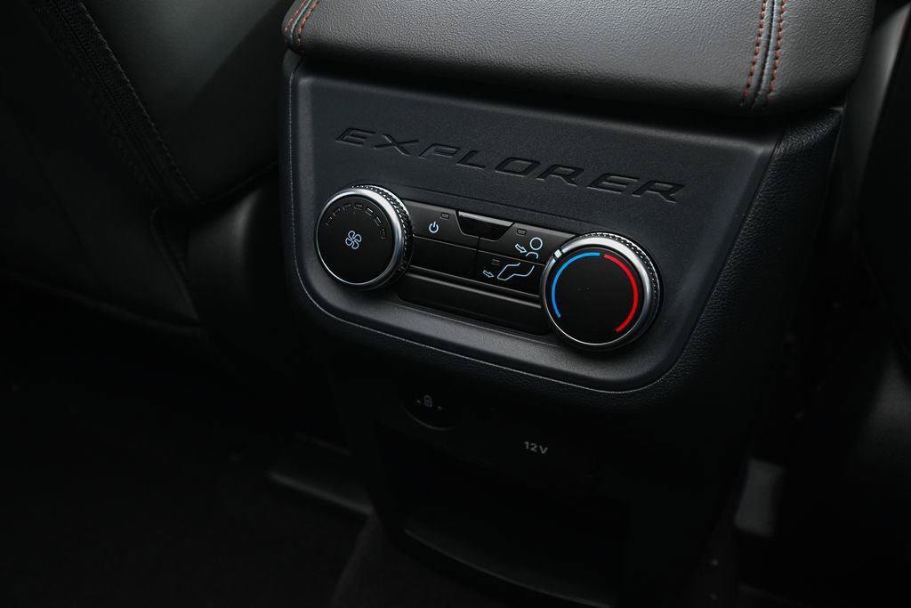 New 2026 Ford Explorer Active w/ Active Comfort Package AWD/4WD image 26