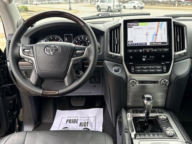 Used 2019 Toyota Land Cruiser AWD/4WD image 19