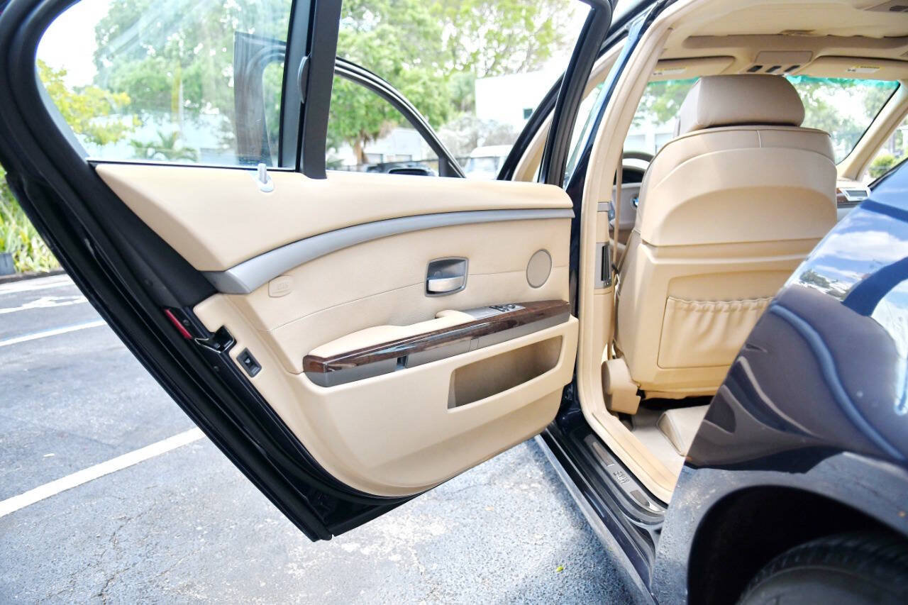 Used 2006 BMW 750Li RWD image 15