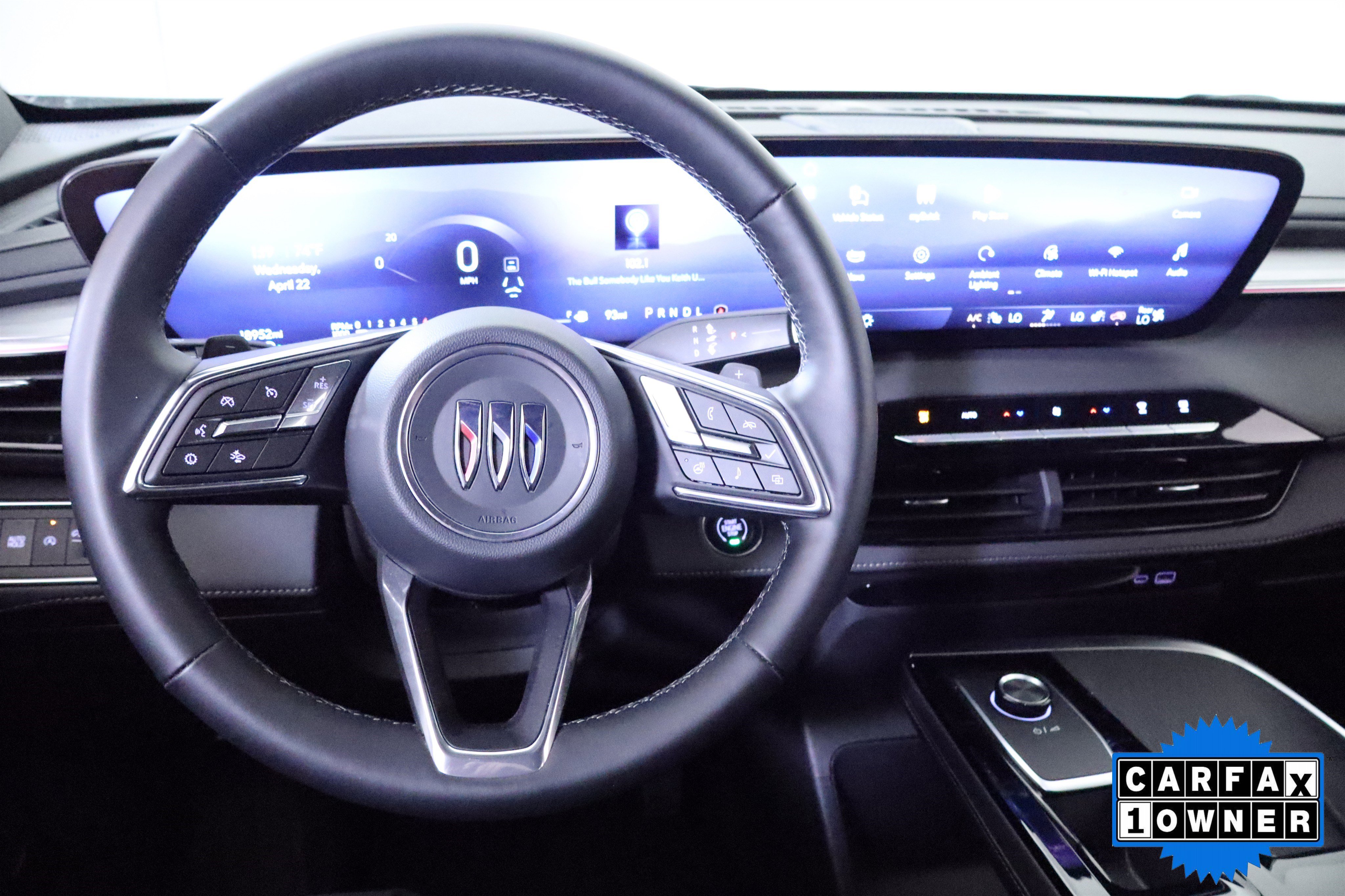 Used 2025 Buick Enclave Preferred FWD image 23