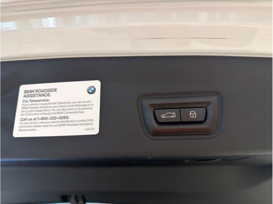 Used 2023 BMW i4 eDrive35 w/ Premium Package RWD image 34