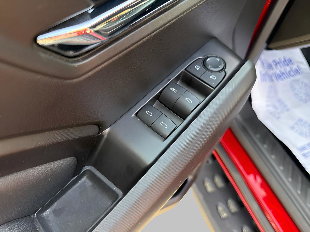 Used 2024 Chevrolet Colorado LT w/ LT Convenience Package image 21