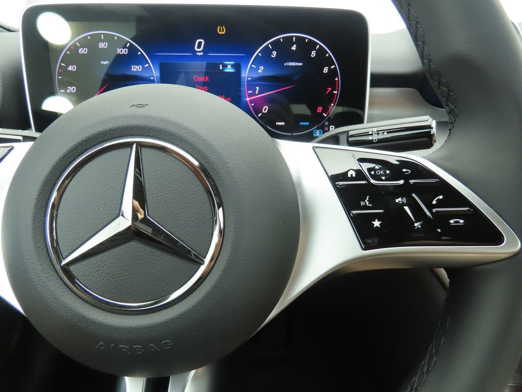 New 2025 Mercedes-Benz C 300 4MATIC Sedan image 13