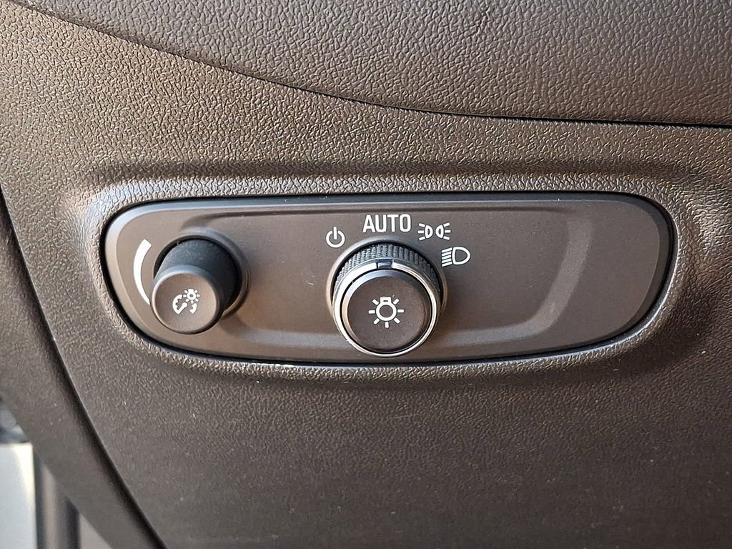 Used 2024 Chevrolet Equinox LT AWD/4WD image 23