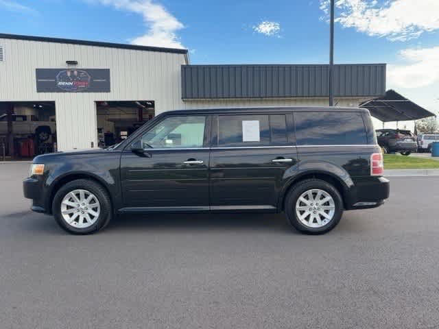 Used 2011 Ford Flex SEL w/ Rapid Spec Order Code FWD image 3