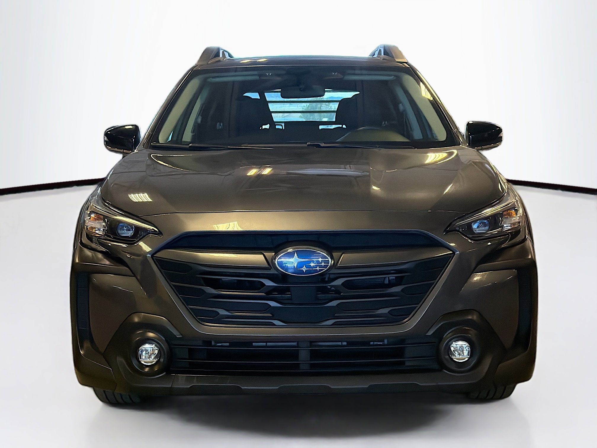 Used 2025 Subaru Outback Premium image 2