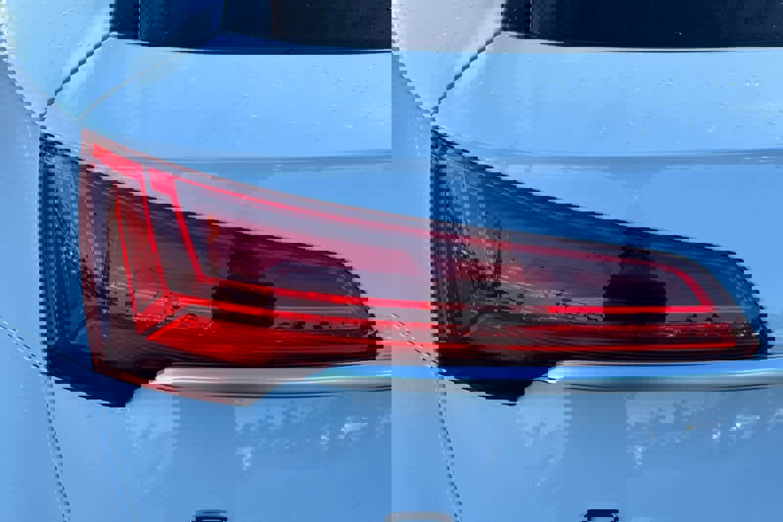 Used 2021 Audi Q5 Premium w/ Convenience Package image 15