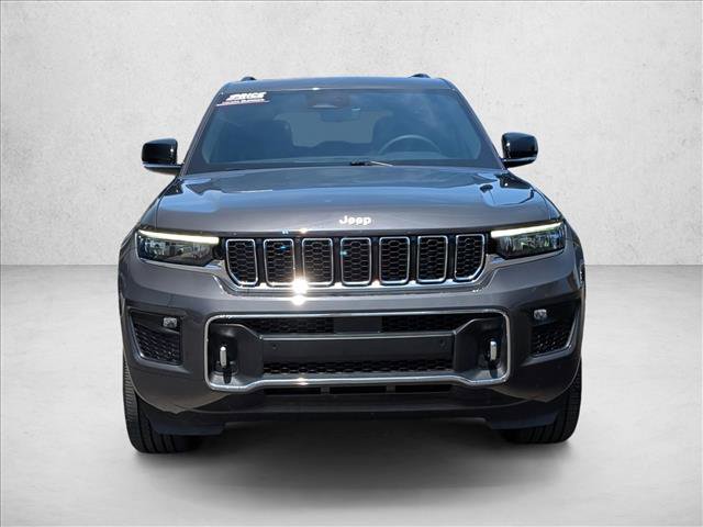 Used 2025 Jeep Grand Cherokee Overland w/ Luxury Tech Group IV AWD/4WD image 2
