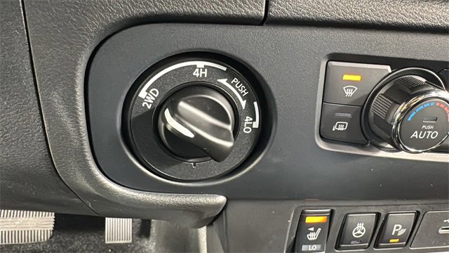 New 2026 Nissan Frontier PRO-4X w/ Pro-4x Convenience Package image 24