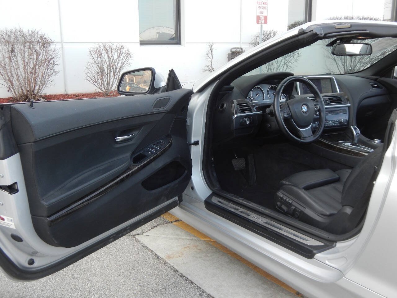 Used 2012 BMW 640i Convertible RWD image 25