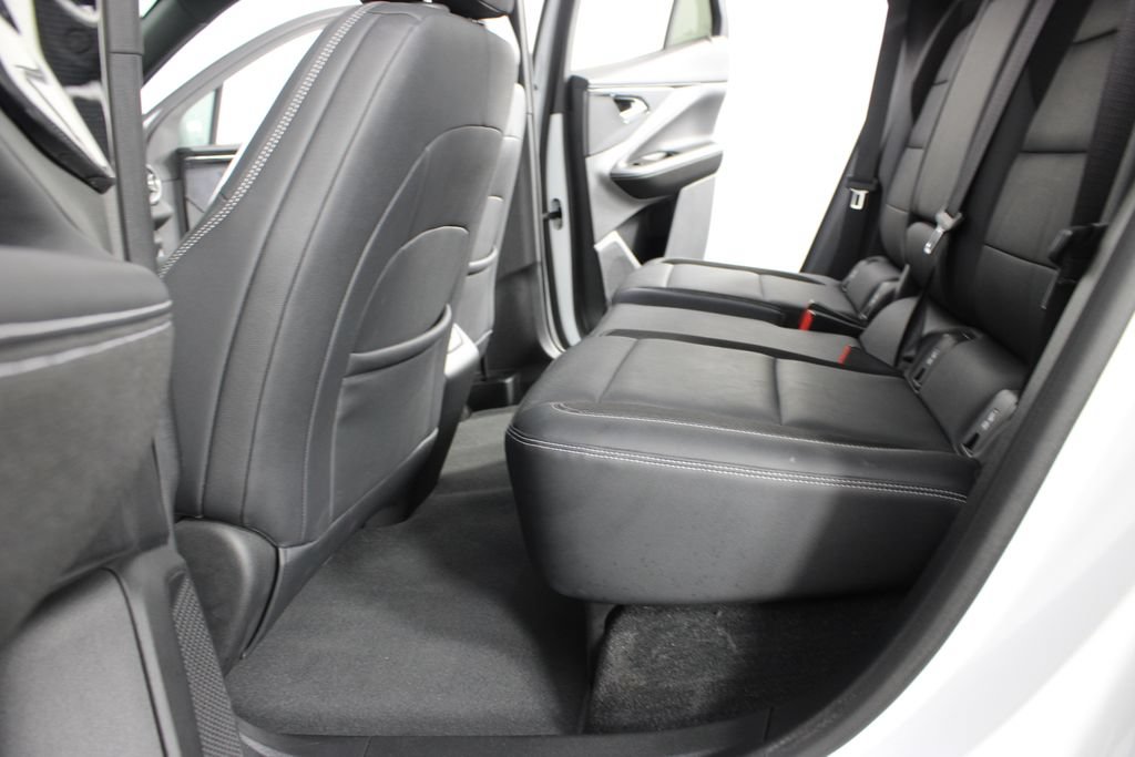 Used 2024 Chevrolet Blazer EV LT AWD/4WD image 18