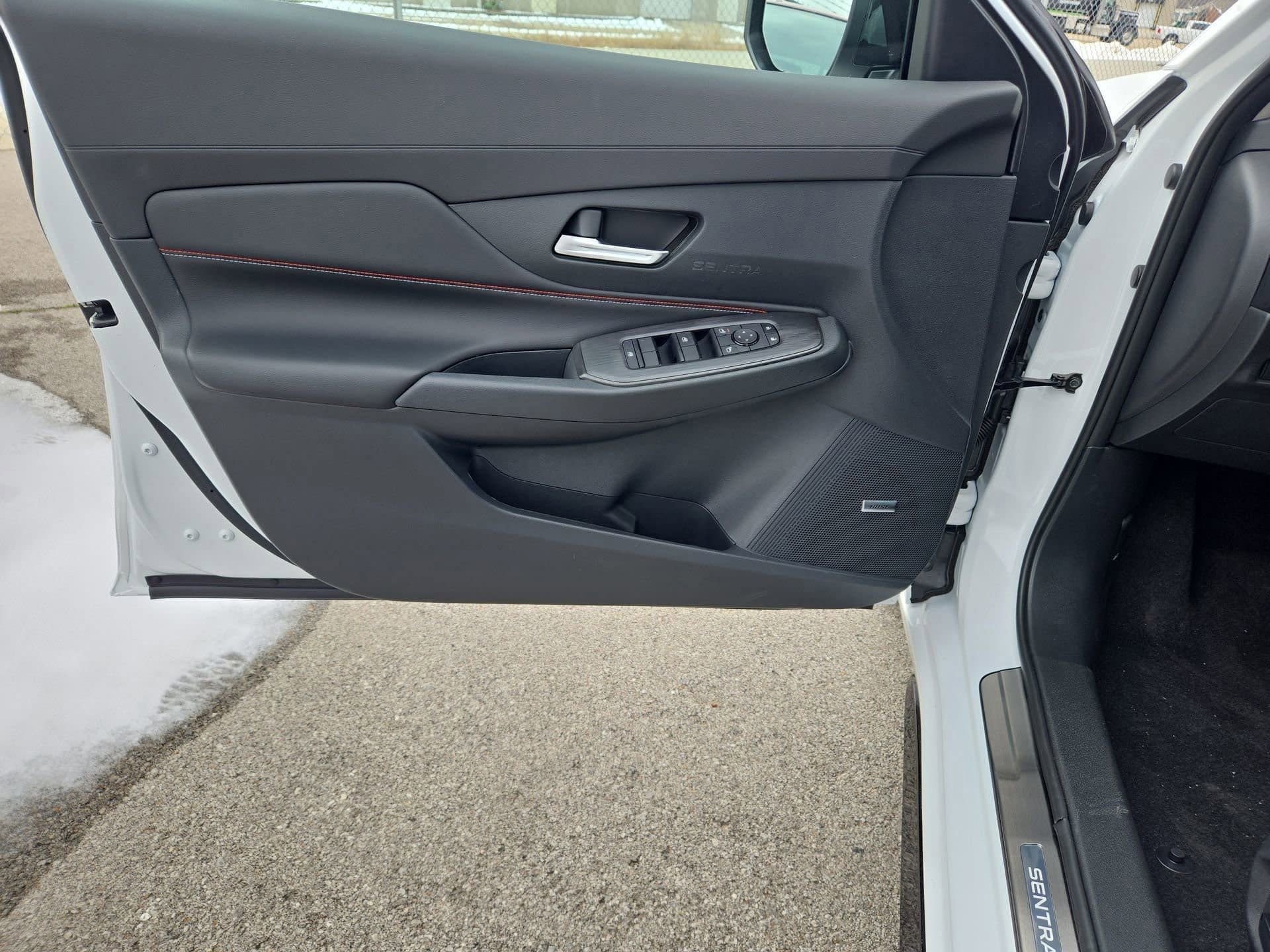 New 2026 Nissan Sentra SR w/ SR Premium Package FWD image 11