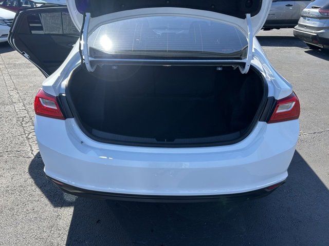 Used 2023 Chevrolet Malibu LS image 16