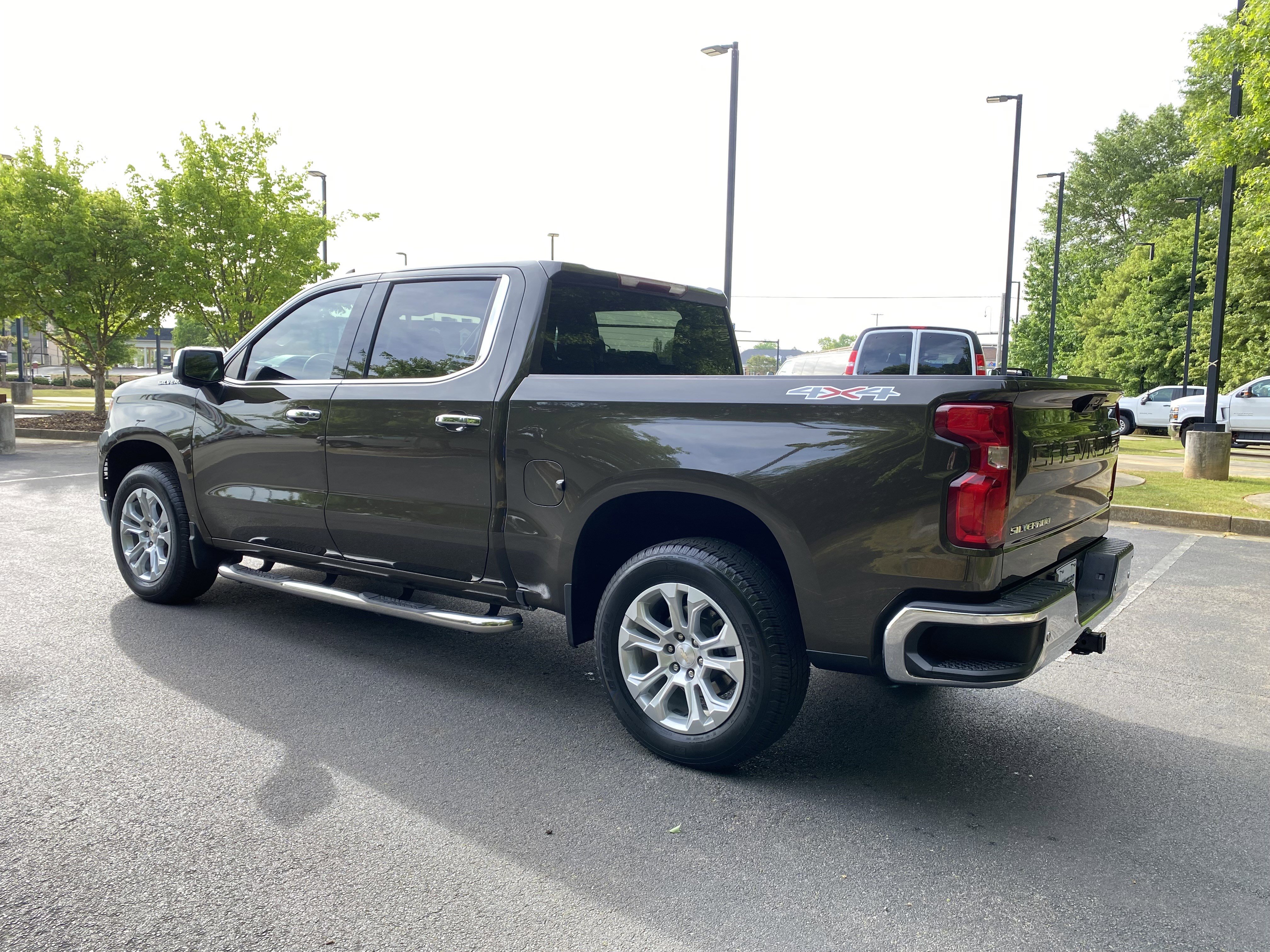 Used 2023 Chevrolet Silverado 1500 LTZ image 7