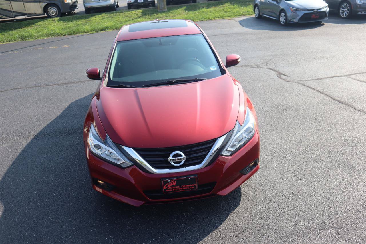 Used 2016 Nissan Altima 2.5 SL w/ Moonroof Package FWD image 4