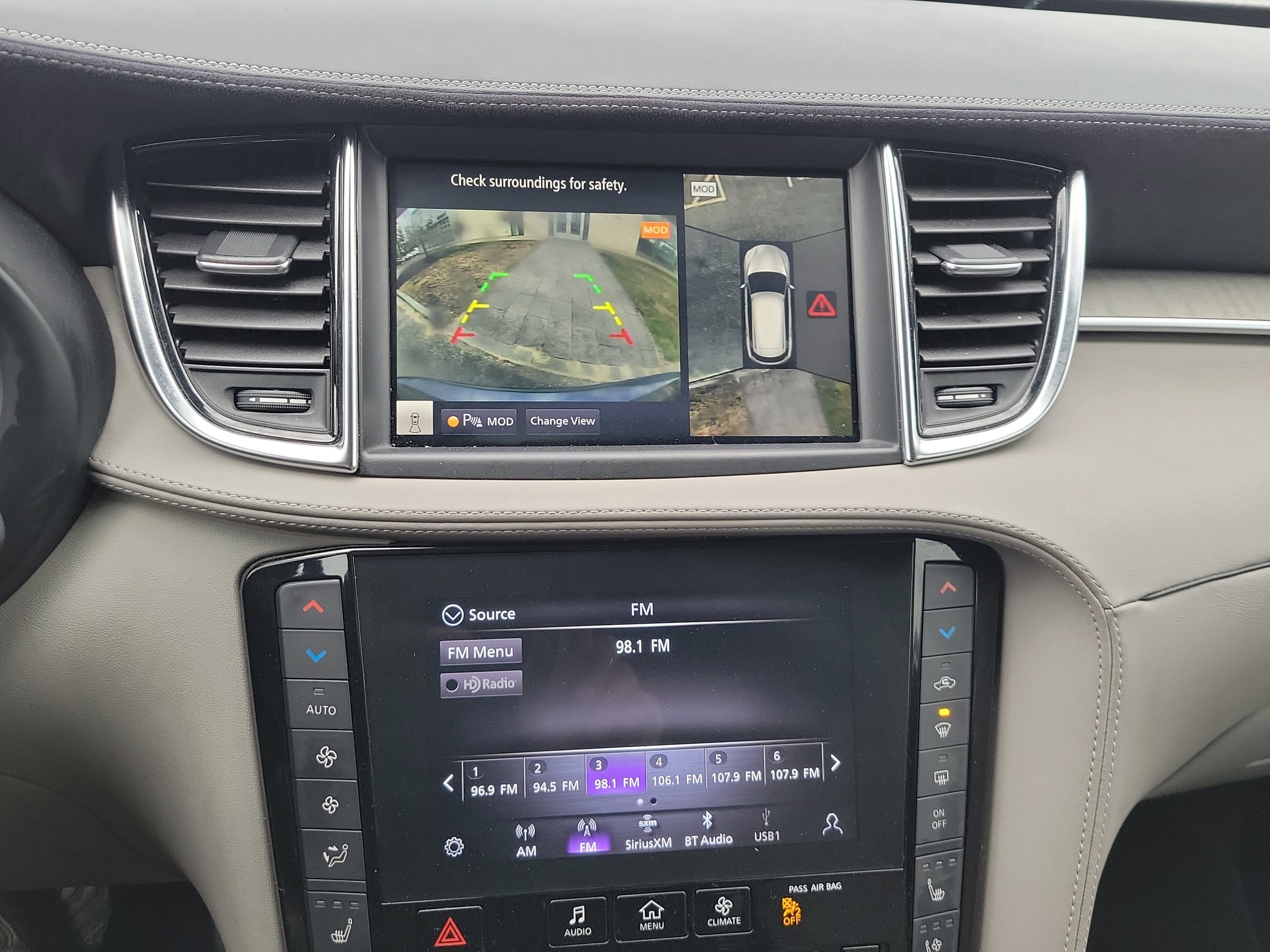 Used 2023 INFINITI QX50 Sensory AWD/4WD image 26