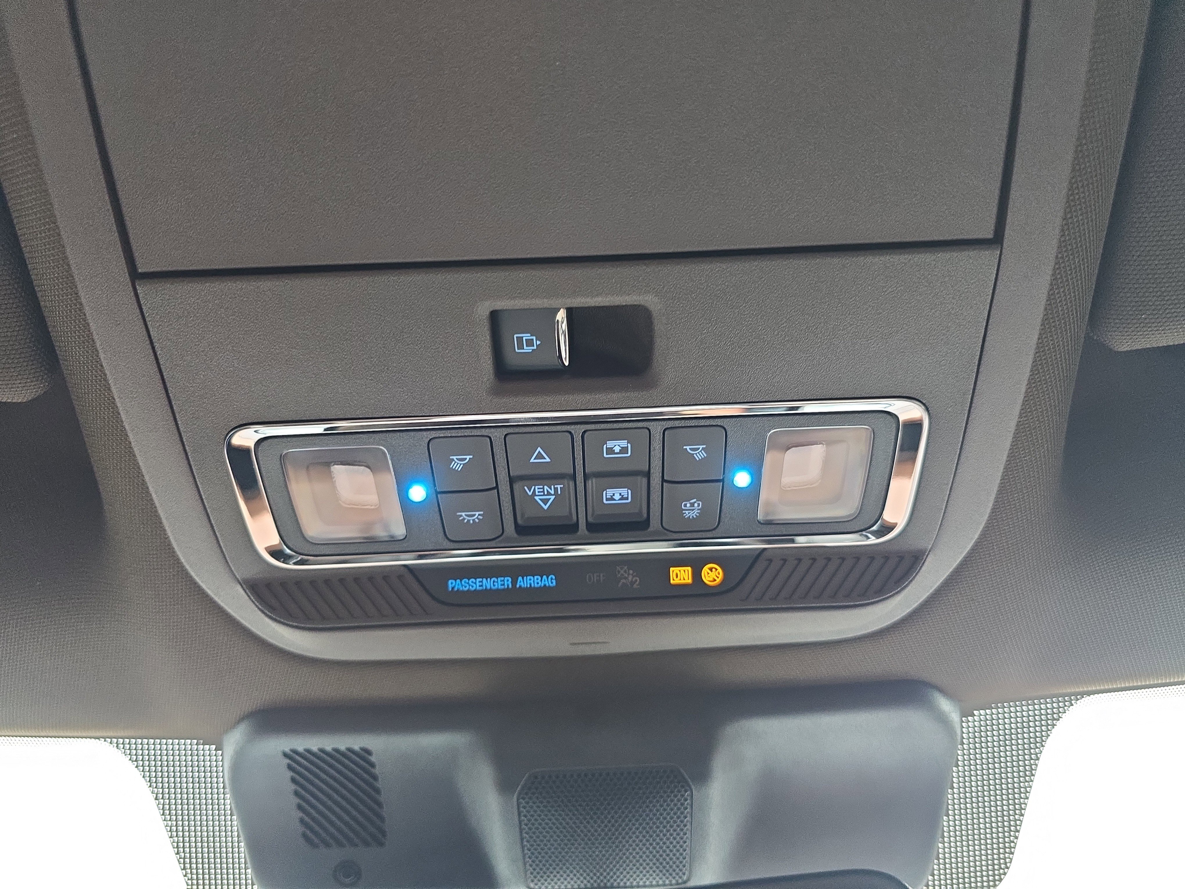 Used 2025 Ford F450 King Ranch w/ Chrome Package image 42