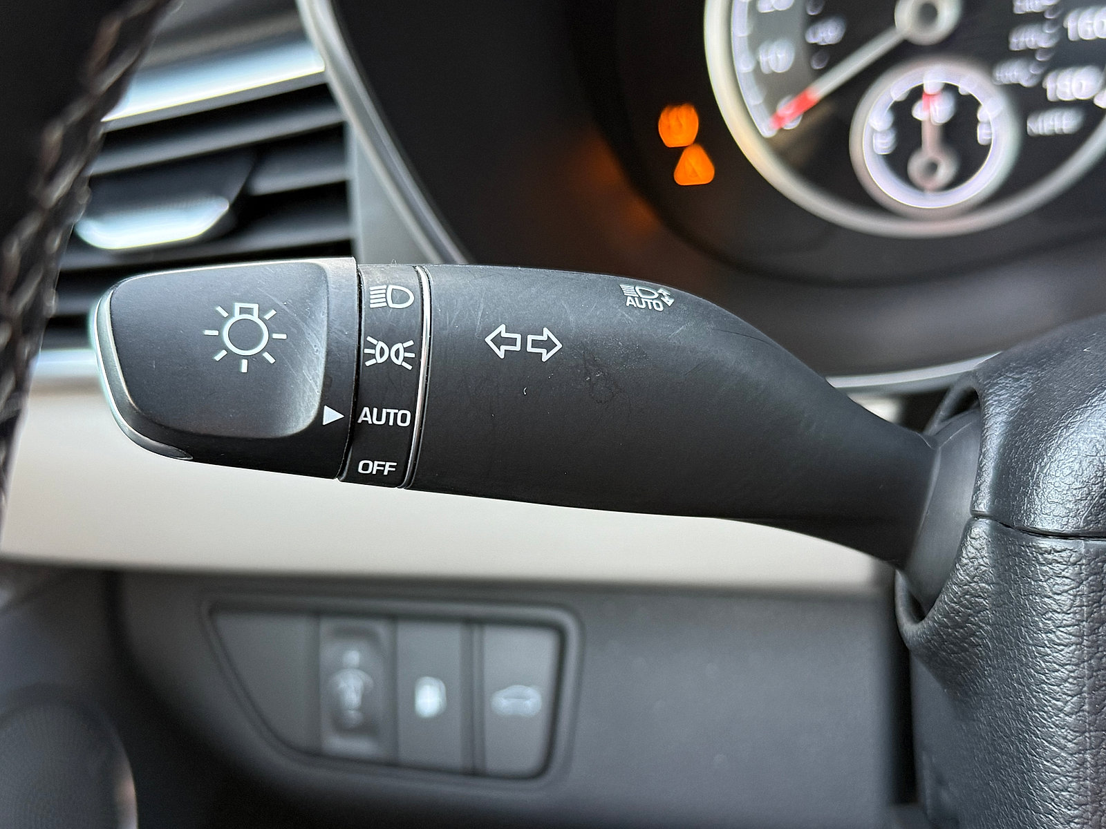 Used 2023 Genesis G70 2.0T w/ Sport Prestige Package image 35