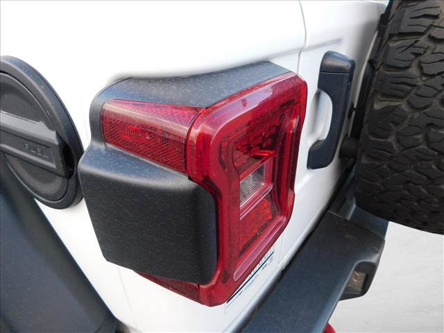 Used 2021 Jeep Wrangler Unlimited Rubicon AWD/4WD image 7