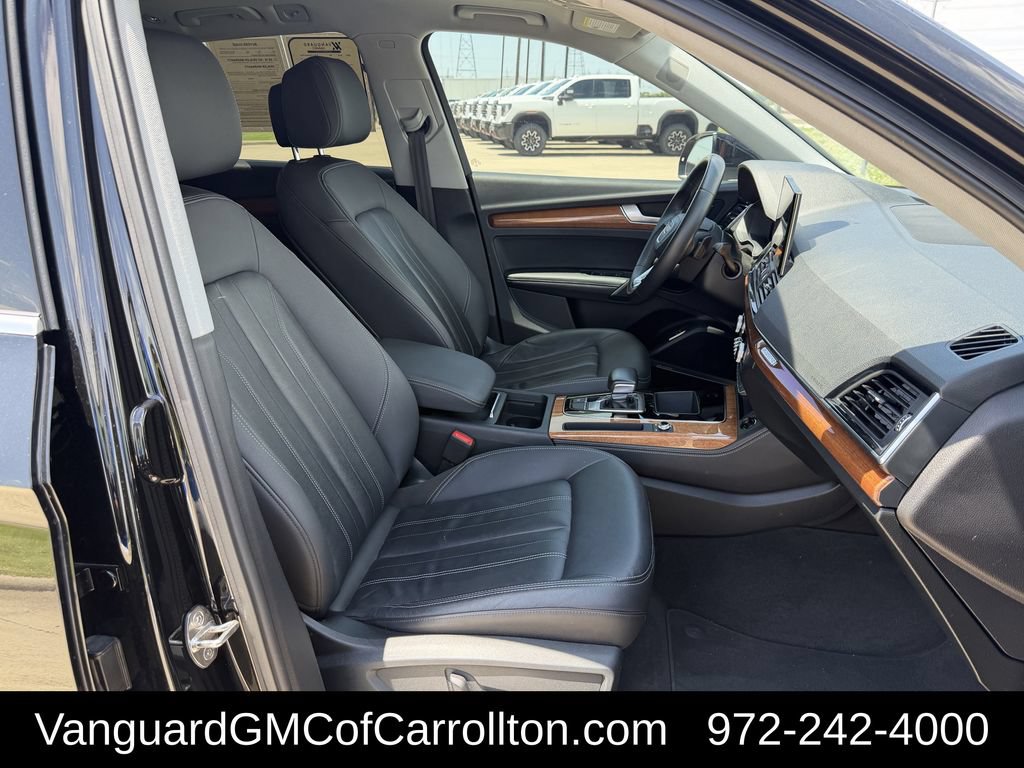 Used 2022 Audi Q5 2.0T Premium Plus w/ Premium Plus Package AWD/4WD image 34