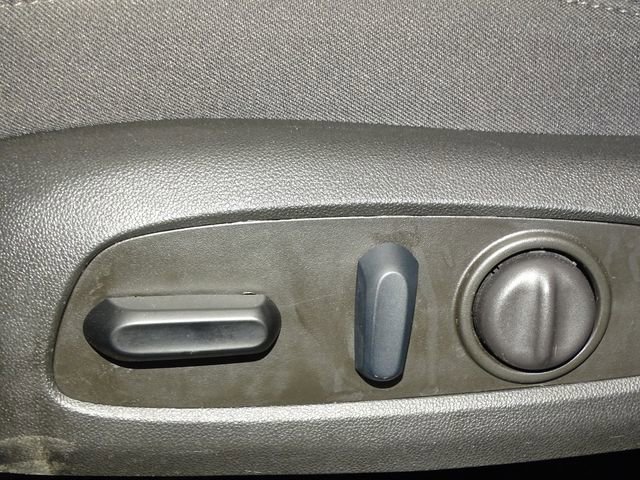 Used 2023 Chevrolet Malibu LT FWD image 18